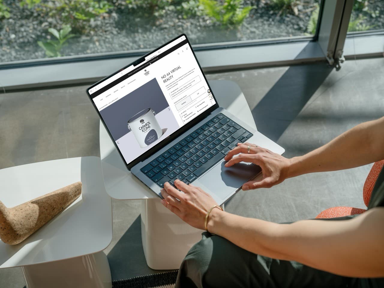 Der Caparol-Icons-Onlineshop auf einem Laptop